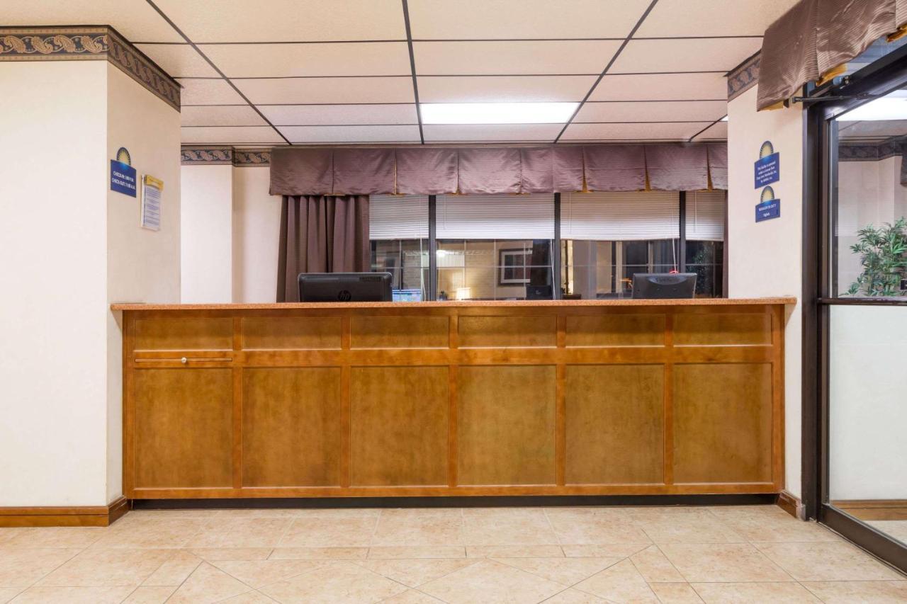 Days-Inn By Wyndham Batesville Ar Exteriér fotografie