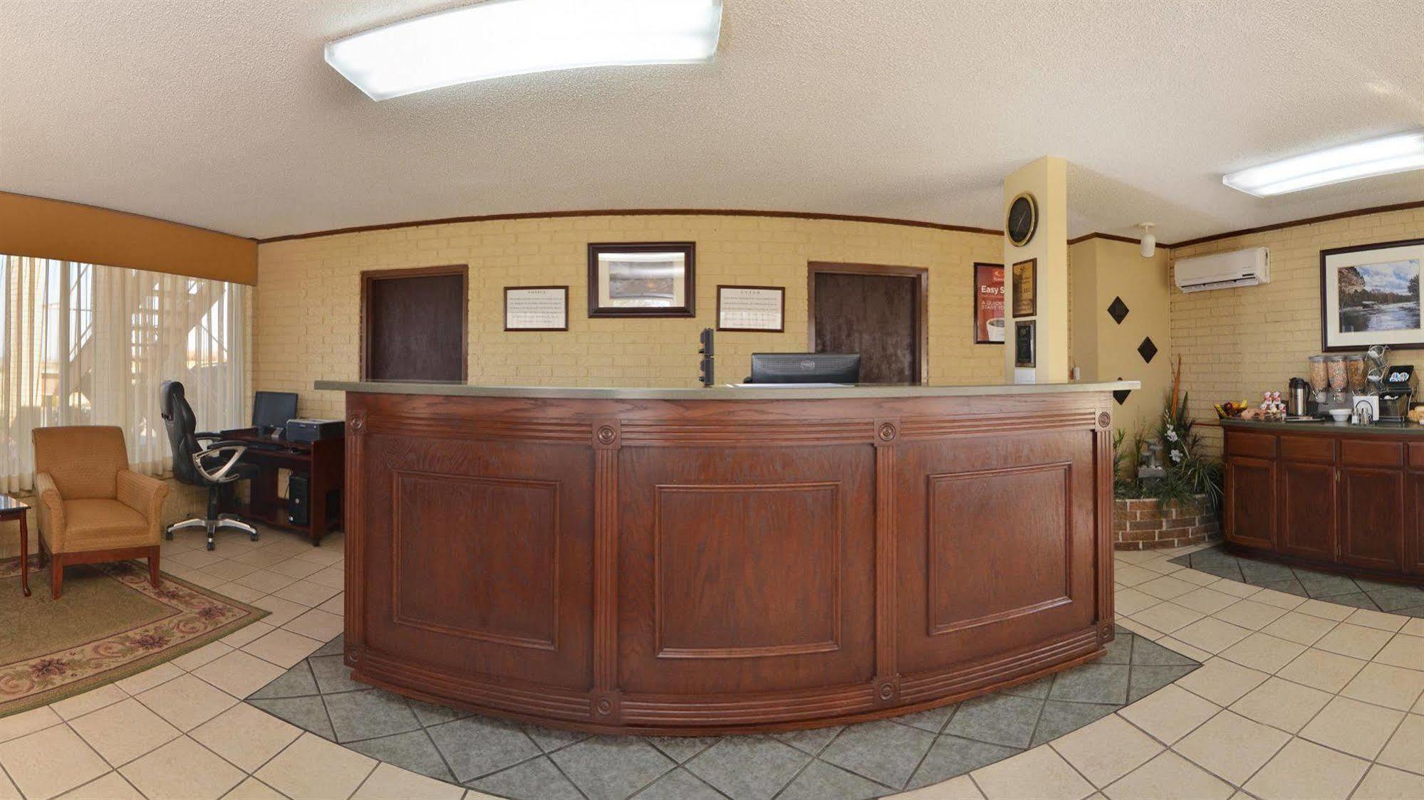 Days-Inn By Wyndham Batesville Ar Exteriér fotografie